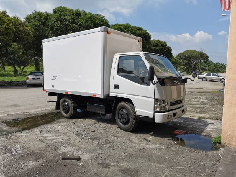 Refrigerated Truck
